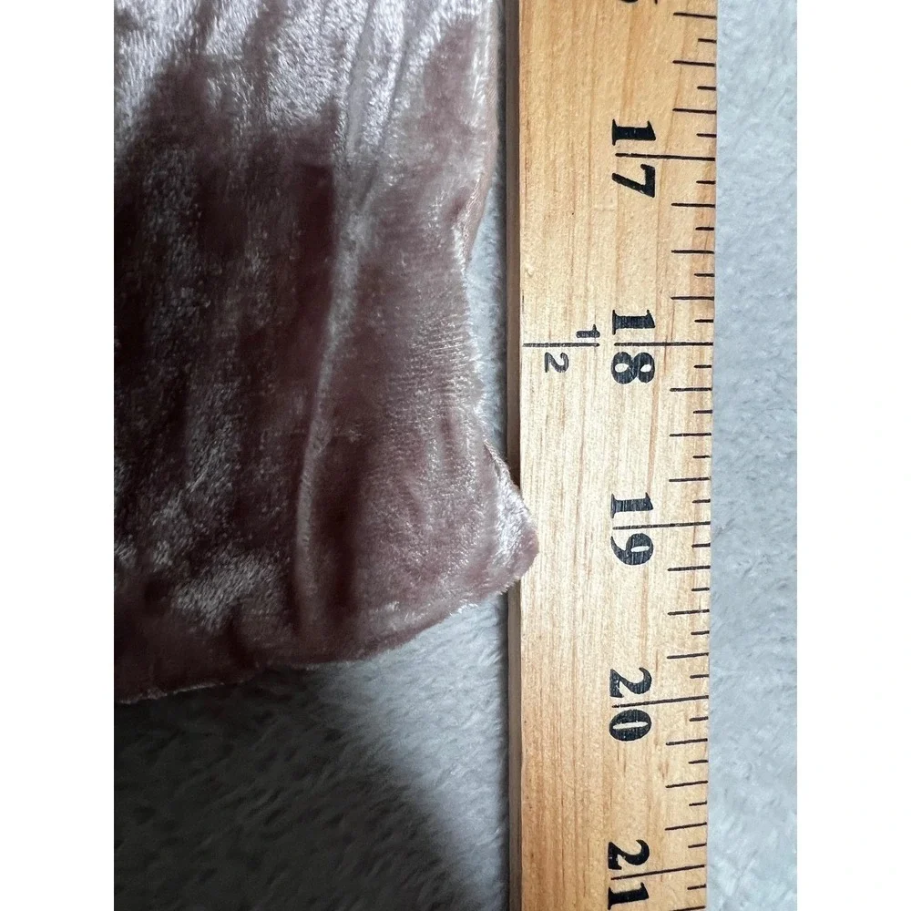 West Elm Crushed Velvet Pillow Sham Dusty Rose Pink 20x26‎ Standard 1672273R